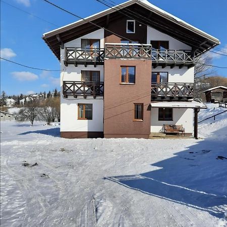 Guest House Stari Druzy สลาฟสเก ภายนอก รูปภาพ