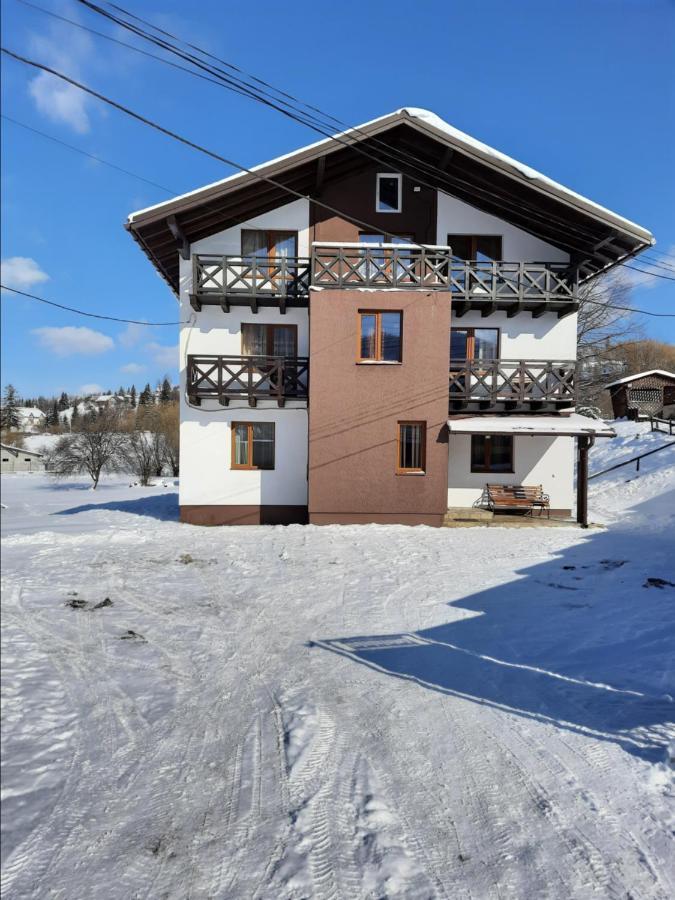 Guest House Stari Druzy สลาฟสเก ภายนอก รูปภาพ
