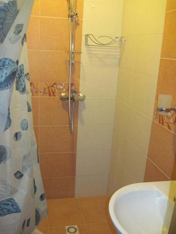 Guest House Stari Druzy สลาฟสเก ภายนอก รูปภาพ
