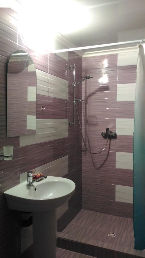 Guest House Stari Druzy สลาฟสเก ภายนอก รูปภาพ